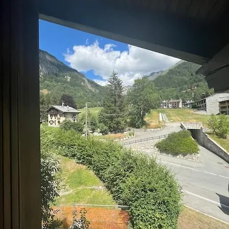 Le Grenier Du Geant Apartment Courmayeur Exterior photo